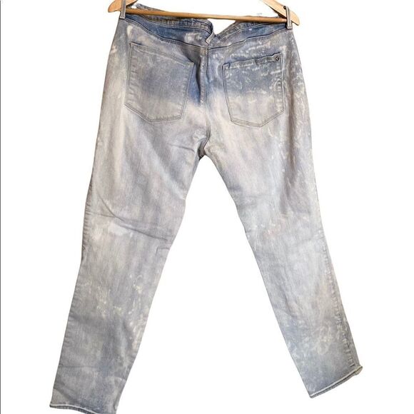 G BY GUESS Acid Washed Straight Leg Jeans Size 32 - Picture 4 of 6